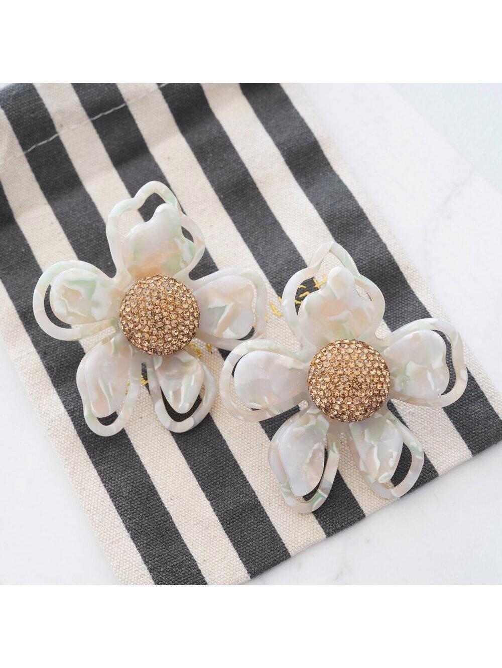 Lele Sadoughi Azalea Statement Earring